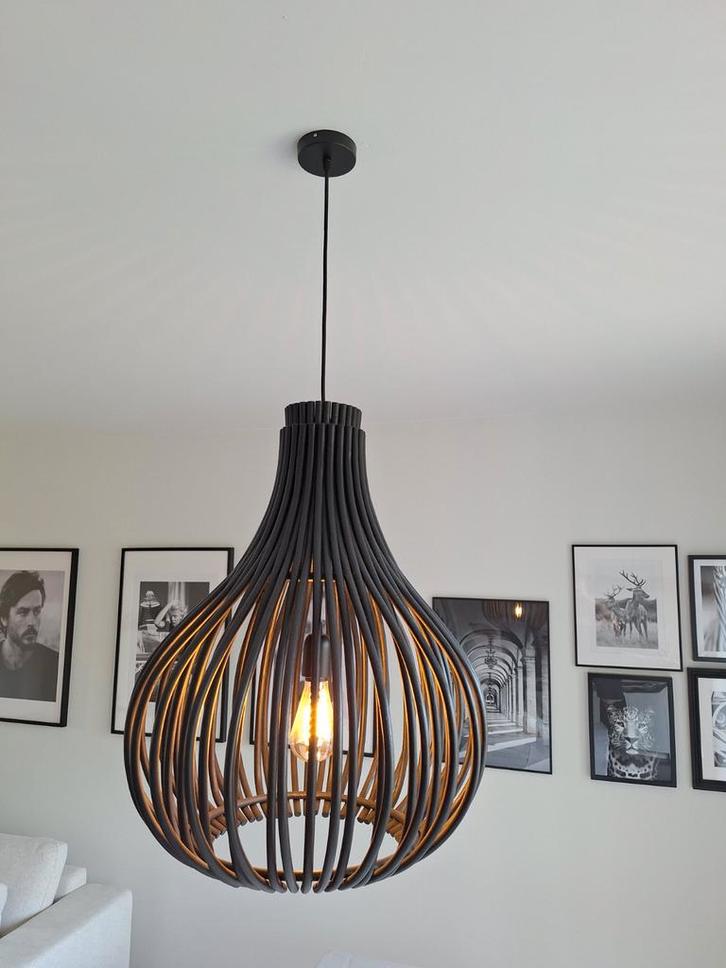 Vincent Sheppard Bulp rotanlamp zwart nieuwprijs €420, Huis en Inrichting, Lampen | Kroonluchters, Ophalen