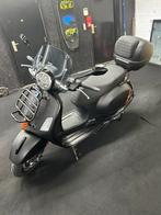 piaggio vespa gts 300 super 1030km! 2023 nieuwprijs 9213€, Motoren, Scooter, 300 cc, Particulier, 1 cilinder