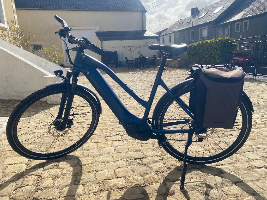 Vélo électrique sportif homme GIANT, Vélos & Vélomoteurs, Vélos | Hommes | Vélos pour homme, Comme neuf, Giant, 65 cm ou plus