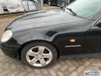 Aile avant gauche MERCEDES SLK R170 Noire 197 1999-2000, Mercedes-Benz AG, Mercedes-Benz, Utilisé, Mercedesstrasse 120
70372  Stuttgart, DE