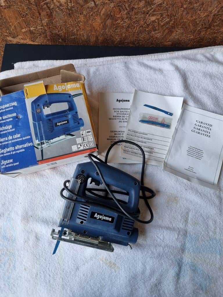 Scie sauteuse, Bricolage & Construction, Outillage | Scies mécaniques, Scie sauteuse