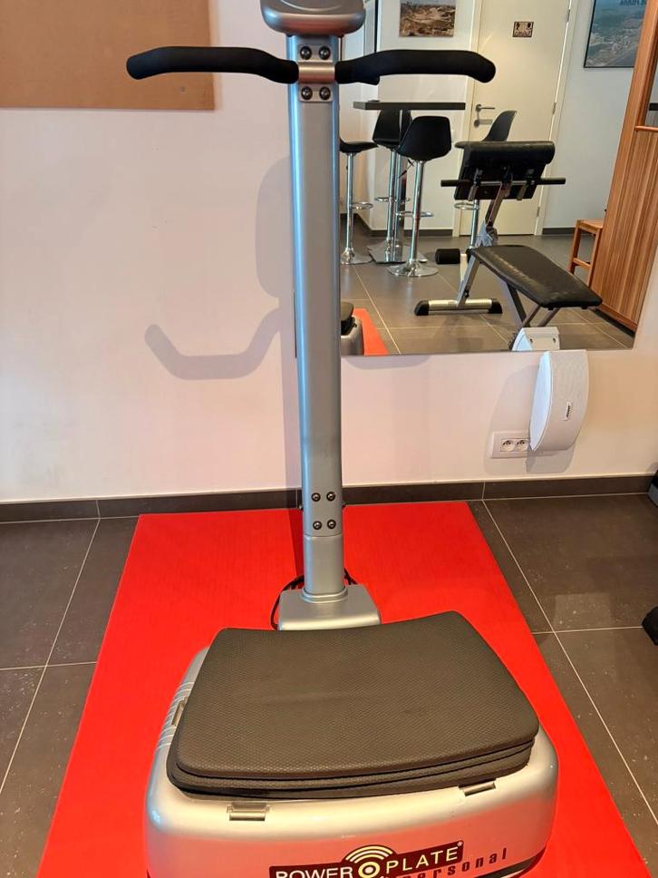 Power Plate personal trilplaat, Sports & Fitness, Appareils de fitness, Comme neuf, Plaque vibrante, Bras, Jambes, Pectoraux, Abdominaux