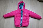 Skijas omkeerbaar meisje maat 98/104 (Wedze), Kinderen en Baby's, Kinderkleding | Maat 98, Ophalen, Gebruikt, Meisje, Jas
