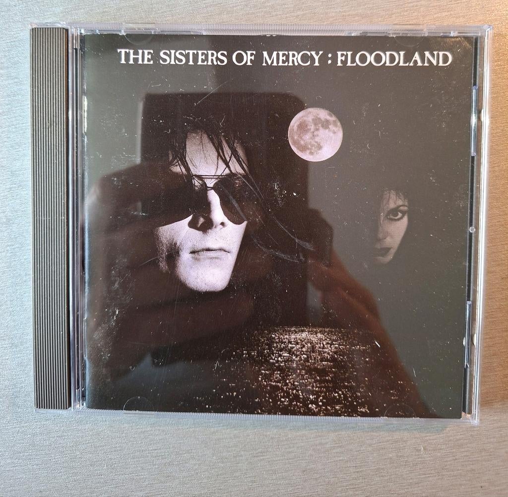 Cd. The Sisters of Mercy. Floodland., Ophalen of Verzenden