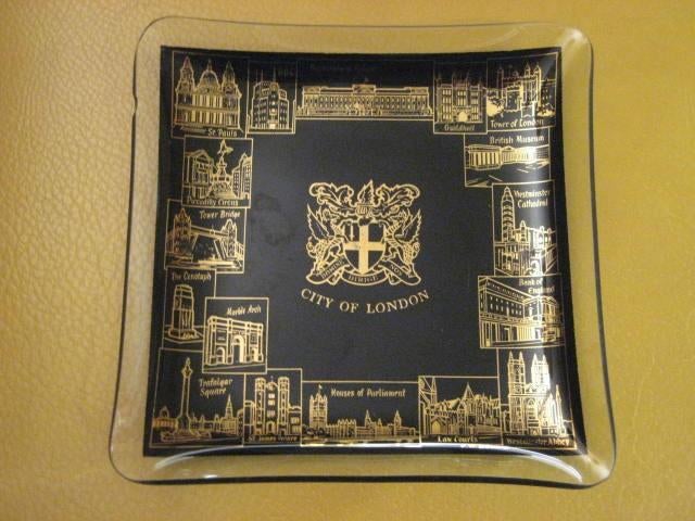 Cendrier — City of London - carré, Collections, Articles de fumeurs, Briquets & Boîtes d'allumettes, Comme neuf, Cendrier, Enlèvement ou Envoi
