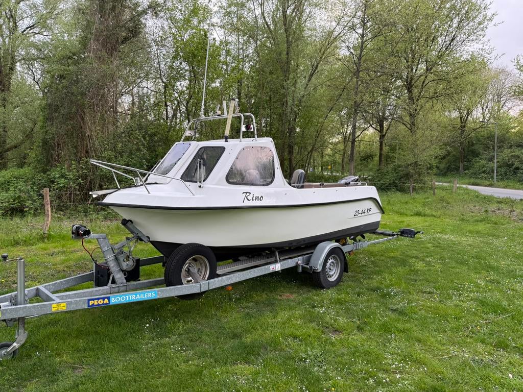 Predator 165 Visboot Suzuki 70 pk 4 takt Pega Trailer, Ophalen, Buitenboordmotor
