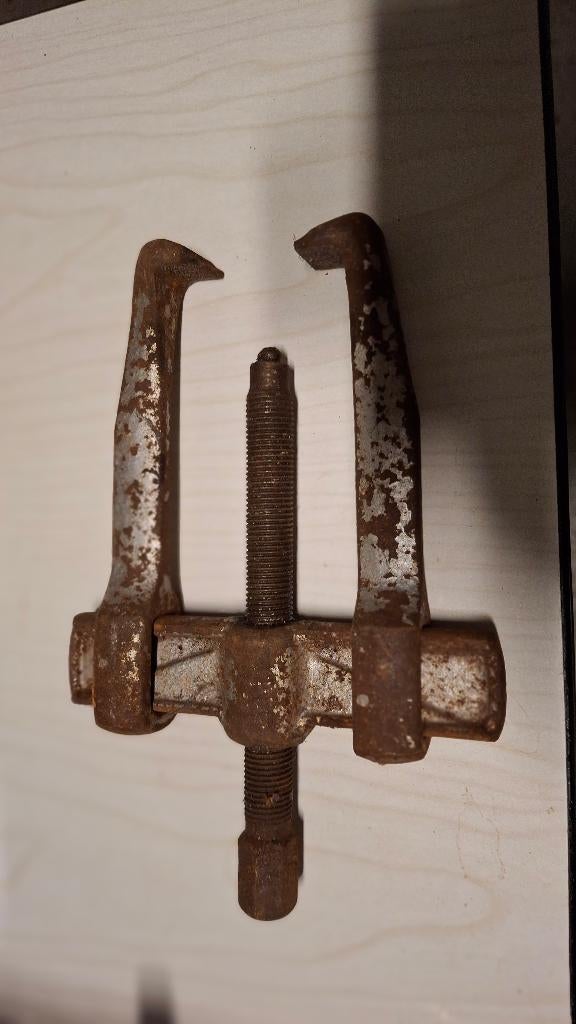 oude gereedschappen, Ophalen