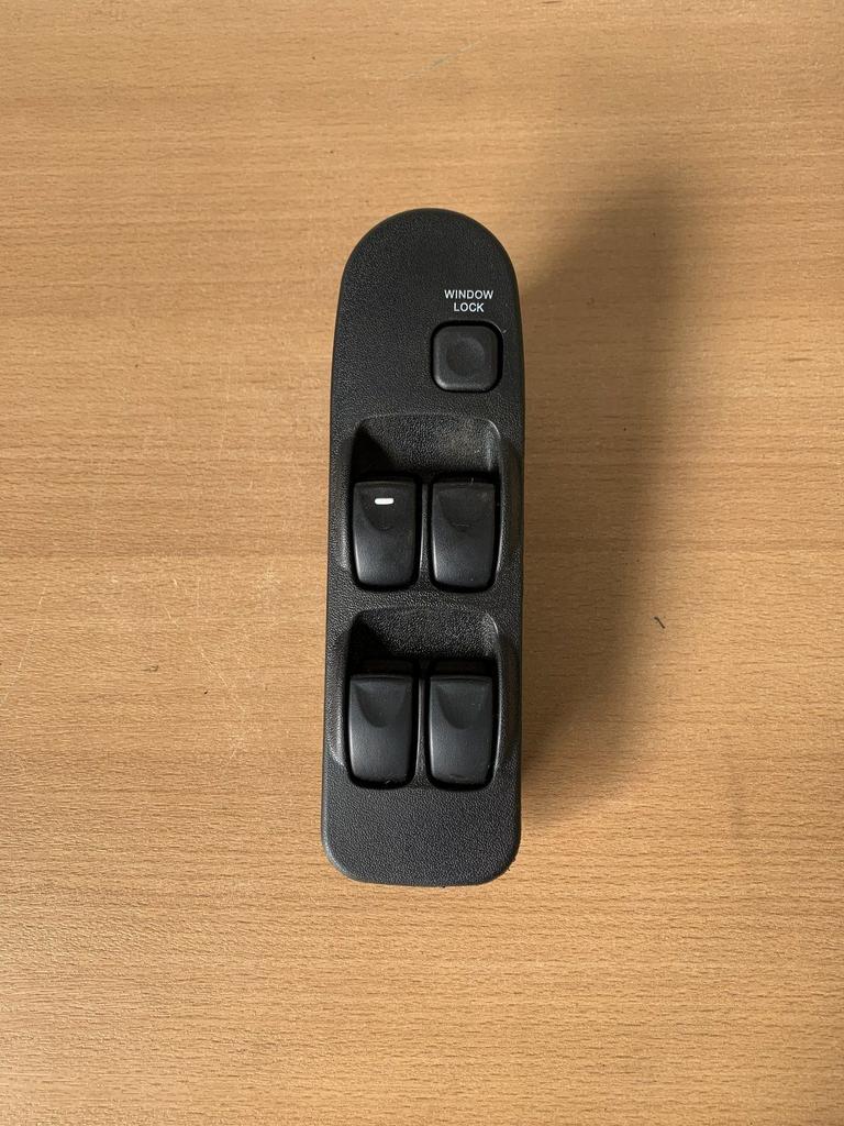 mitsubishi spacestar 1998 tot 2004 raamschakelaar links 4x, Autos : Pièces & Accessoires, -, Utilisé, Mitsubishi, -