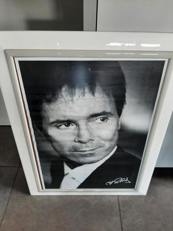 Ancienne photo de Cliff Richard encadrée, Collections, Photos & Gravures, Photo, Enlèvement
