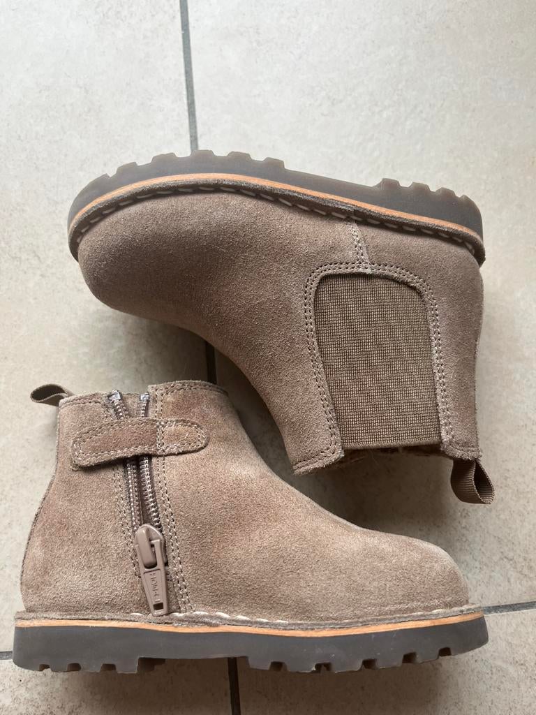 Next jongens, Ophalen