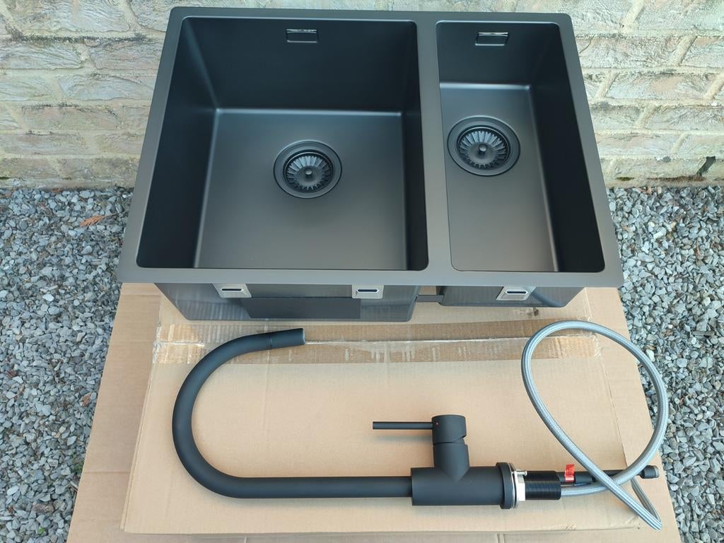 Ensemble d'évier Lanesto 1 - 1/2 avec robinet noir assorti, Maison & Meubles, Cuisine | Éléments de cuisine, Neuf, Noir, Enlèvement ou Envoi