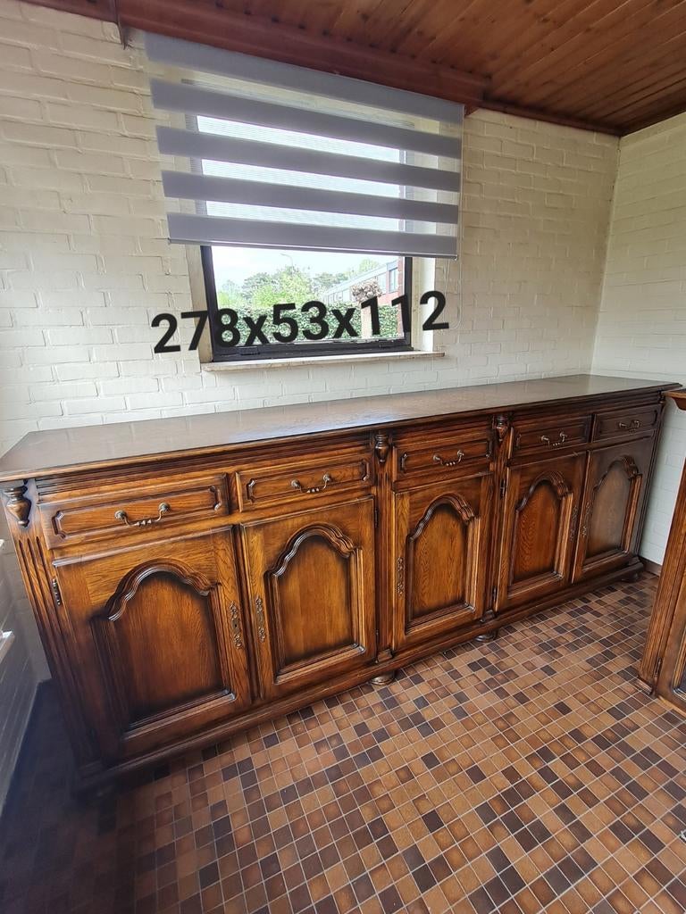 Massieve dressoir L278xB53xH112, Enlèvement