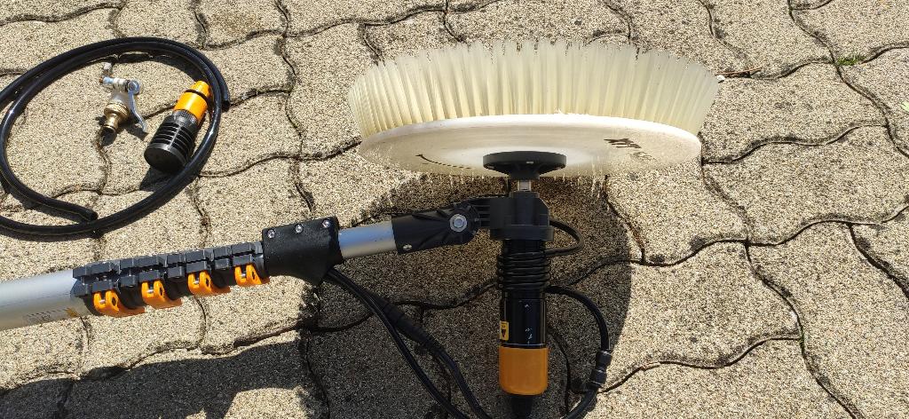 Brosse rotative pour panneaux solaires, Bricolage & Construction, Panneaux solaires & Accessoires, Enlèvement, Comme neuf, Système complet