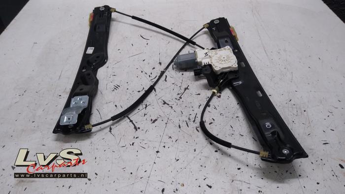 Mécanique vitre 4portes avant gauche d'un Landrover Discove, Land Rover, -, 3 mois de garantie, Utilisé