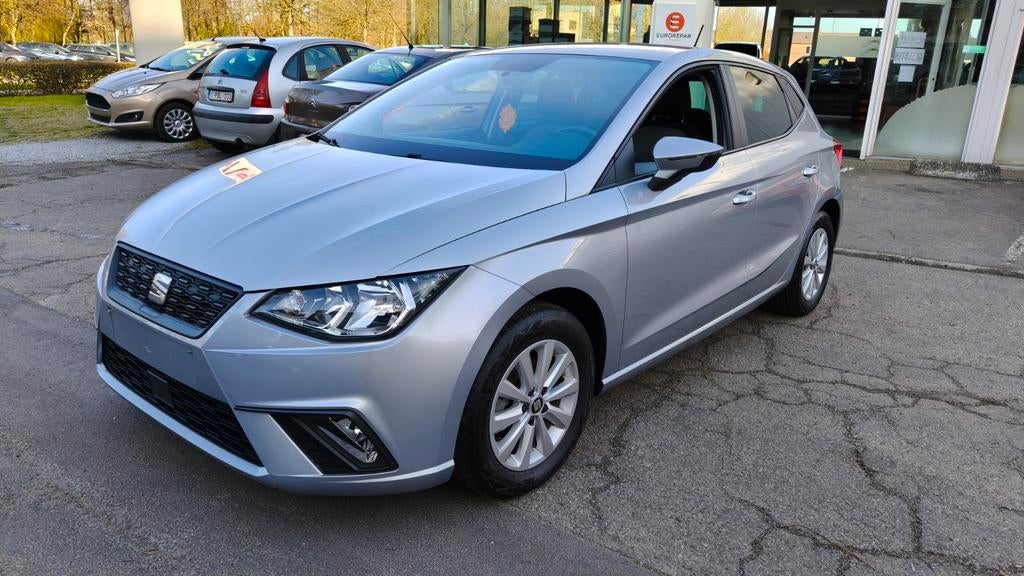 Seat ibiza 1.0 TGI benzine +CNG
Bj. 11.2020, Voorwielaandrijving, Stof, CNG (Aardgas), Ibiza