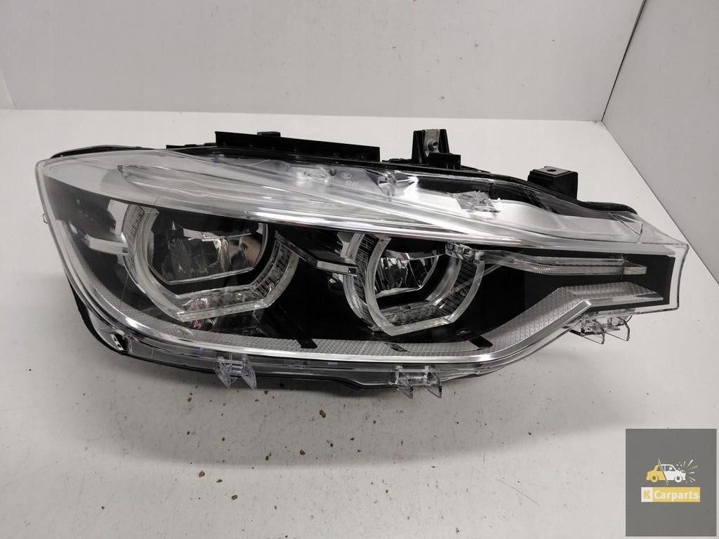 7453482, Phare avant droit LED complet pour BMW F30, Petuelring 130
80788  Munich, DE, Info@bmw.de, Utilisé, BMW