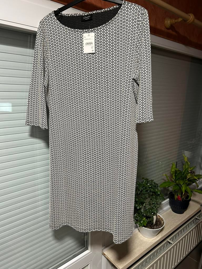 Nieuwe jurk, Ophalen, Nieuw, Maat 46/48 (XL) of groter, Overige kleuren