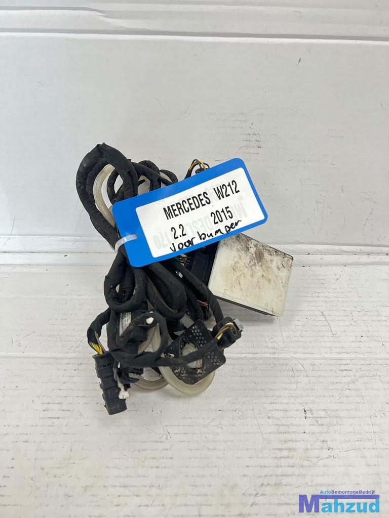 MERCEDES E KLASE W212 FACELIFT Voorbumper pdc kabelboom, Autos : Pièces & Accessoires, Mercedes-Benz AG, Mercedes-Benz, Utilisé