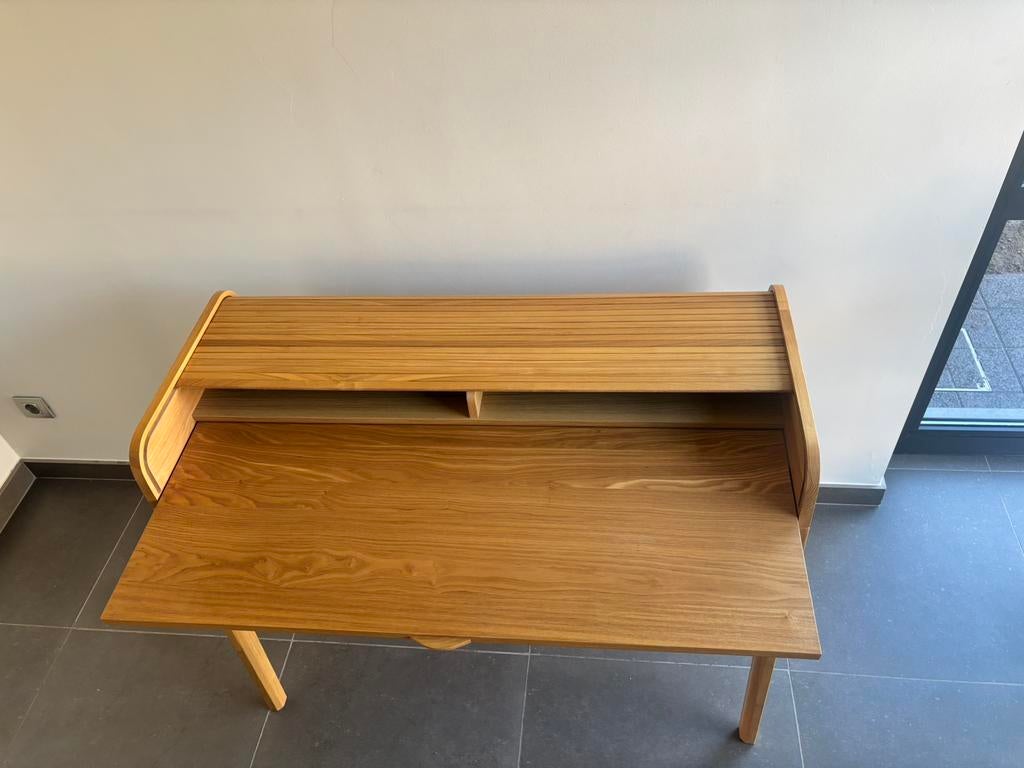 Prachtig houten bureau met vintage look, Huis en Inrichting, Kasten | Secretaires, Zo goed als nieuw, Ophalen