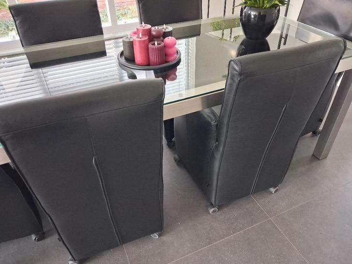 FAUTEUILS (6 pièces) noir, sur roulettes, marque JESS., Maison & Meubles, Fauteuils, Comme neuf, Cuir, 50 à 75 cm, Moins de 75 cm