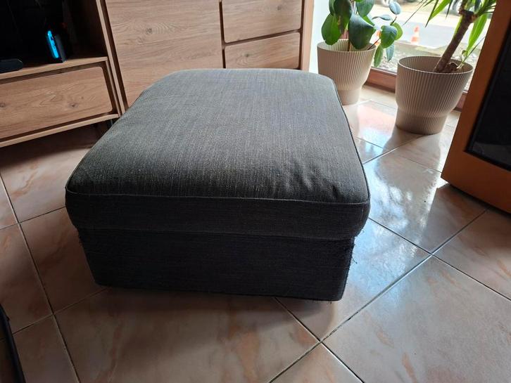 Gratis poef, Huis en Inrichting, Zetels | Voetbanken en poefs, Ophalen