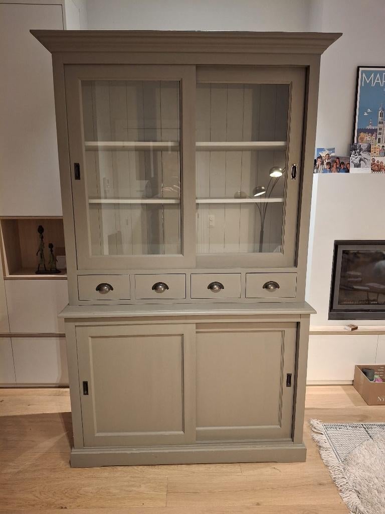 Kast, Huis en Inrichting, Overige Huis en Inrichting, Zo goed als nieuw, Ophalen