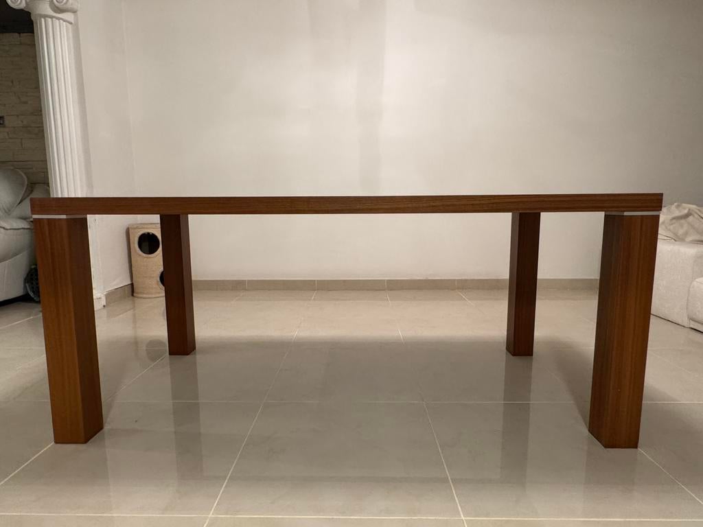 8 zit eettafel zonder stoelen, hoek beetje beschadigd, Huis en Inrichting, Tafels | Eettafels, Ophalen, Gebruikt, Vijf personen of meer