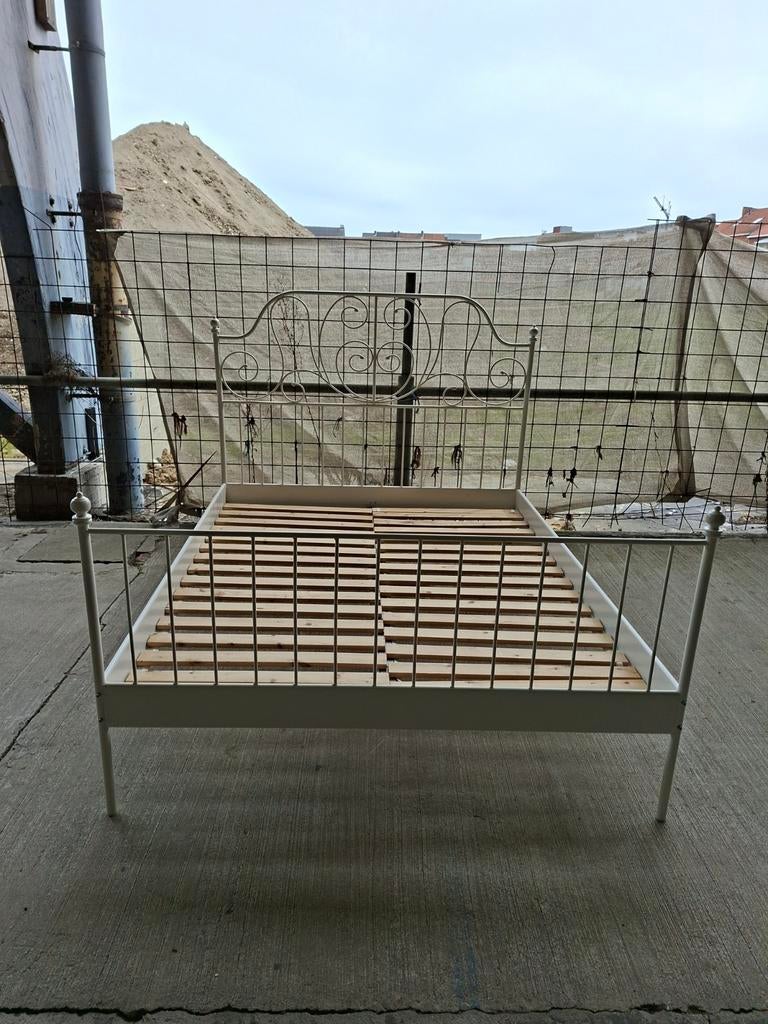 Ikea bed leirvik 140x200cm, Huis en Inrichting, Slaapkamer | Bedden, Ophalen