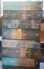 7 bestsellers De zeven zussen van Lucinda Riley, Boeken, Lucinda Riley, Ophalen of Verzenden, Zo goed als nieuw, Nederland