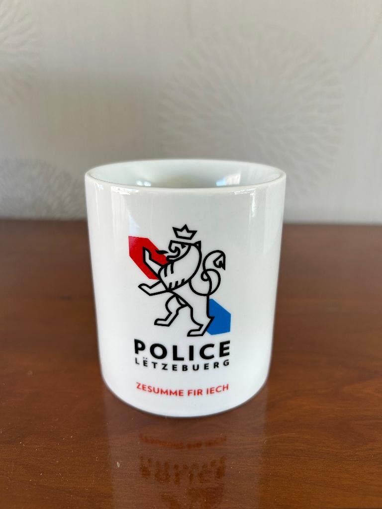 Mug / tasse police luxembourgeoise, Enlèvement, Neuf