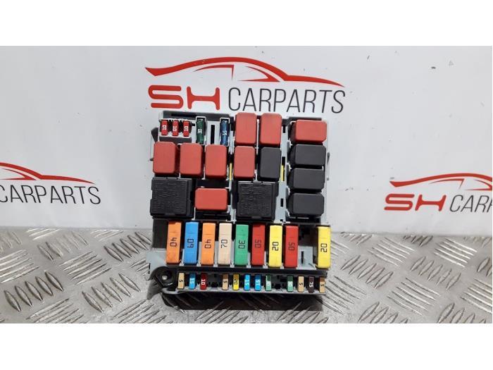 Boîte à fusibles d'un Ford KA, Autos : Pièces & Accessoires, -, -, -, Enlèvement ou Envoi