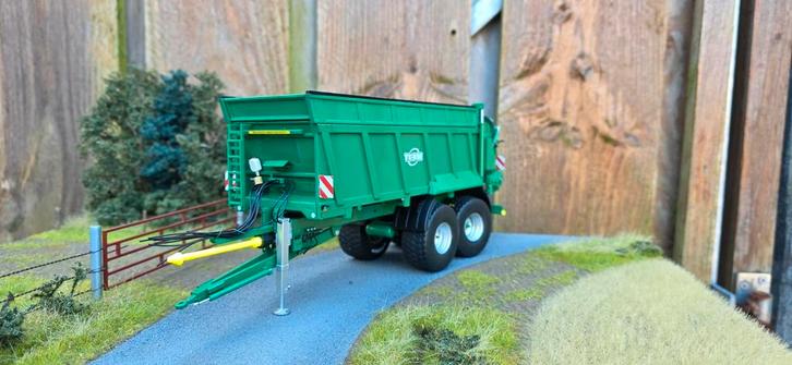Épandeur à fumier à essieu tandem Tebbe HS 240 1:32, Hobby & Loisirs créatifs, Voitures miniatures | 1:32, Neuf, Tracteur et Agriculture