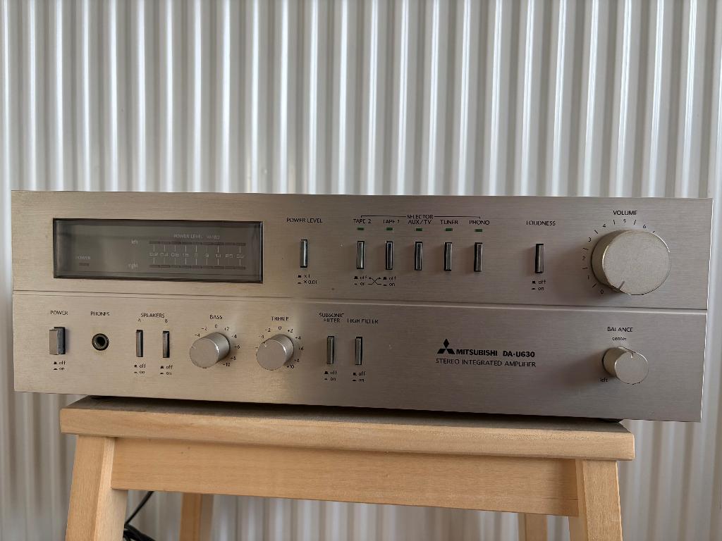 Mitsubishi DA-U630 versterker, Ophalen of Verzenden, Gebruikt, Stereo
