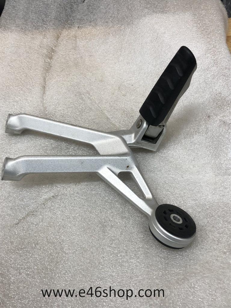 VOETSTEUN RECHTS ACHTER BMW K53 K54 OE 46718540799, Gebruikt, -, -, Ophalen of Verzenden