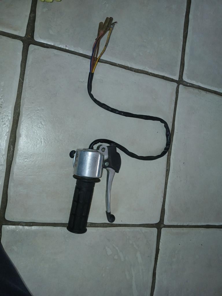 Commodo honda dax 12v db01, Motoren, Ophalen of Verzenden