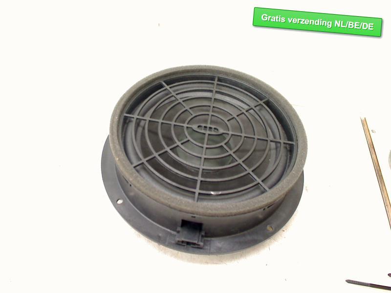 HAUT PARLEUR / ENCEINTE Audi A4 Avant (B8) (8R0035415A), Dhr. R. de Gouw, Audi, Utilisé, De Bloemendaal 21 21
5221 EB  'S HERTOGENBOSCH, NL