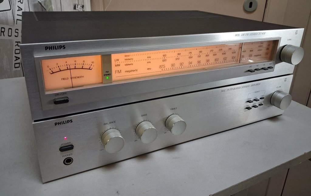 Vintage set Philips versterker 302L + tuner 102L, Audio, Tv en Foto, Stereoketens, Zo goed als nieuw, Tuner of Radio, Philips