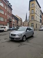 Volkswagen Polo 1.2i 77 000 kms, Autos, Argent ou Gris, Achat, Entreprise, Boîte manuelle