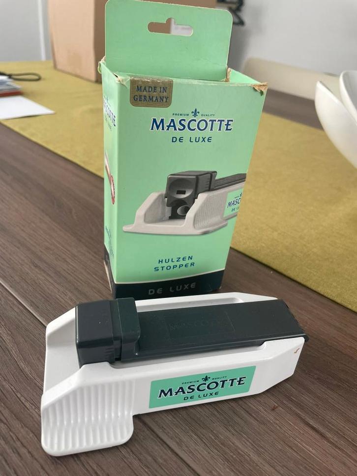 Mascotte sigarettenmaker, Collections, Articles de fumeurs, Briquets & Boîtes d'allumettes, Utilisé, Autres types, Enlèvement ou Envoi