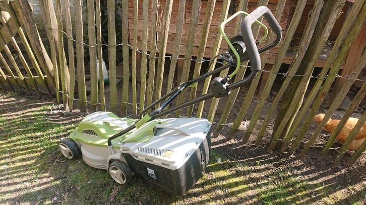 Prima elektrische grasmaaier 1200W, Jardin & Terrasse, Tondeuses à gazon, Utilisé, Tondeuses à gazon électriques, 30 à 39 cm, Tondeuse rotative