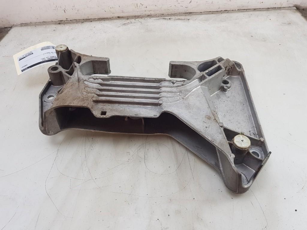 SUPPORT BOITE DE VITESSES BMW 3 serie Touring (G21), Utilisé, BMW