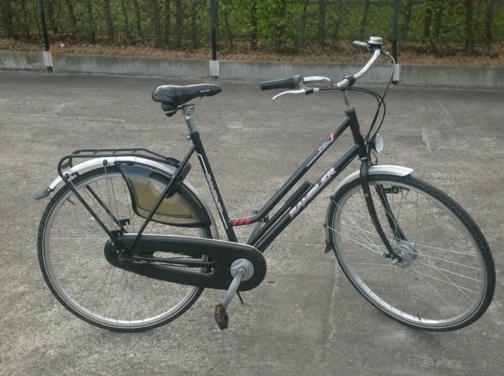 beau vélo pour femme en bon état 28 pouces, Enlèvement