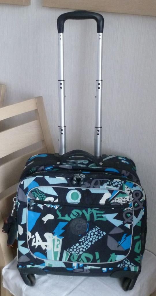 Kipling trolley "manary" 4 roues + singe, 40 à 50 cm, Enlèvement ou Envoi, Autres couleurs, Utilisé