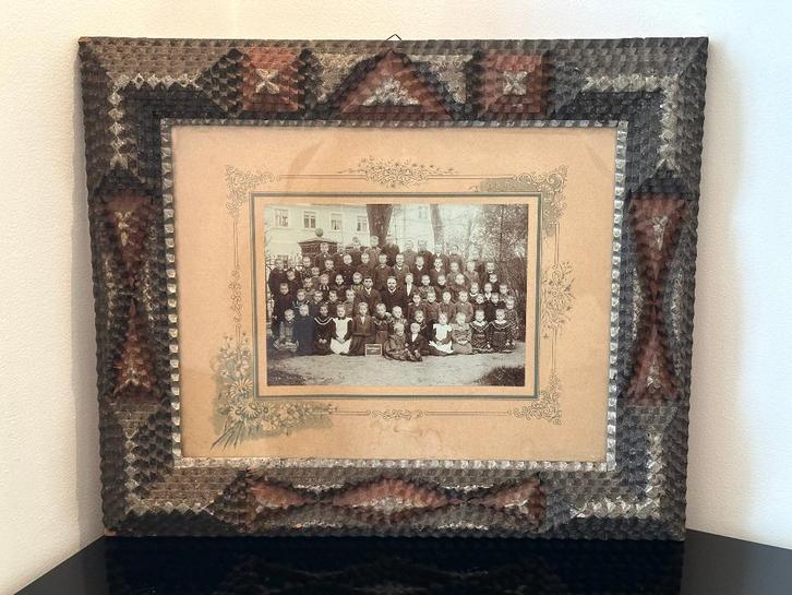 Cadre Tramp Art / Ancienne photo de classe 1905, Antiquités & Art, Art | Dessins & Photographie, Enlèvement