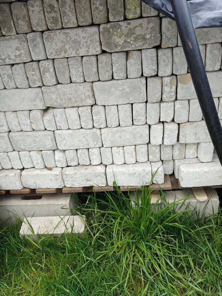 Stenen casa lena, Enlèvement