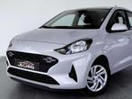 Hyundai i10 1.0i-1ERPRO-16.570KM-CARPLAY-AC-BLUETOOTH-ATTELA, Auto's, Hyundai, Stof, Bedrijf, 5 deurs, Zilver of Grijs
