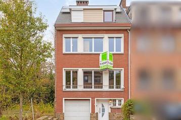 Huis te koop in Ukkel, 4 slpks beschikbaar voor biedingen