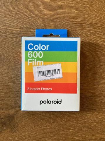 Polaroid 8 foto's beschikbaar voor biedingen