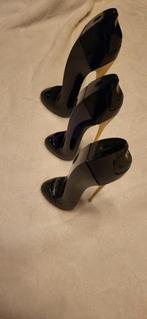 8 lege Parfum flesjes., Ophalen, Gebruikt