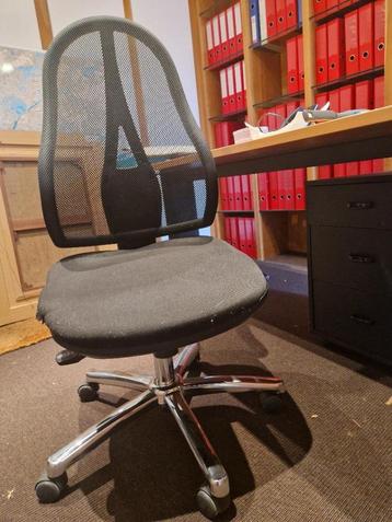 chaises de bureau beschikbaar voor biedingen
